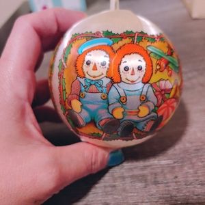 1988 Raggedy ANN & ANDY Christmas Bulb Ornament 1988 unbreakable satin vintage.
